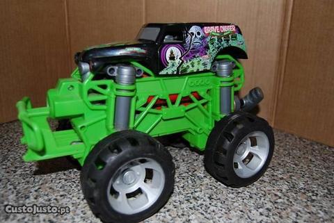 Carro Grave Digger da Hot Wheels