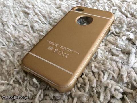 Capa para iPhone 4s dourada