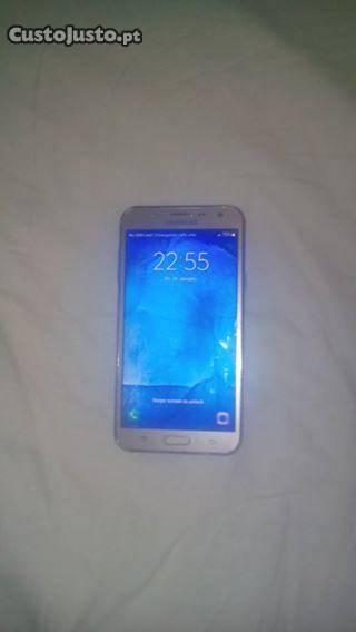 Samsung galaxy J7 2015 Dual Sim